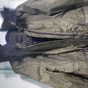 Yoki Olive Woman Size Large outerwear coat collection NWT